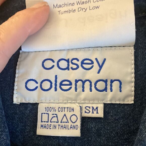 Casey Coleman NWOT Hand Painted Denim Barn Jacket in Dark Wash. Size S/M. - Picture 10 of 10